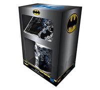 PYRAMID INTERNATIONAL Batman Graffiti Set de Regalo DC Comics Taza Posavasos Llavero Juego, Black/White/Blue, Talla única Unisex Adulto