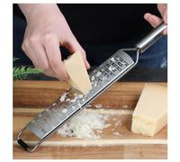 Rallador de cocina universal Robin Goods® - rallador de nuez moscada y vegetales crudos de acero inoxidable - ayudante de cocina grueso (1 pieza - rallador plano - grueso)