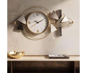 Reloj de pared glaso Amy, de 120 cm, fabricado en metal y plástico, con un diseño geométrico moderno y acabado dorado. Ideal para decoración de interiores