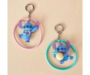 Shein 1 pieza Decoración colgante 3D con tema de Stitch de Disney (entrega aleatoria), figura 3D adorable de Stitch con artesanía refinada, material de PVC
