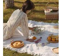 Shein 1 pieza Esterilla de picnic blanca, manta impermeable adecuada para camping al aire libre, picnics en el patio trasero, alfombra de picnic