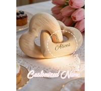 Shein 1 pieza Regalo del Día de San Valentín con nombres personalizados, artesanía decorativa, adorno de escritorio del Día de San Valentín, escultura de co