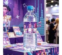 Shein 10 piezas Etiquetas adhesivas de botellas de agua con diseños de dibujos animados de estilo anime K-Pop D-Emon Hunter, diseños aleatorios lindos adecu