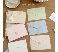 Shein 5 Sets de Kits de Tarjetas de Sobre Texturizadas, que incluyen: Invitaciones de boda/fiesta en azul humo, Tarjetas y invitaciones navideñas en verde l