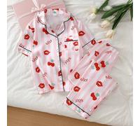 Shein Conjunto de ropa de estar en casa casual para niñas con estampado de oso con lazo rosa y rayas, ribete de satén de seda sintética, contraste de color,