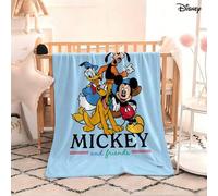 Shein Manta de forro polar con estampado de personajes de dibujos animados de Disney Mickey y amigos sobre fondo azul claro. Manta suave y ligera para desca