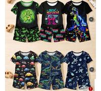 Shein Set de 6 pijamas para niños pequeños, nuevos diseños de primavera/verano con estampados luminosos talla grande vendidos que incluyen números, dinosaur