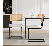 Shye Silla moderna de ratán para comedor con marco de metal negro, silla de diseño vintage con respaldo de mimbre sintético y cojín de asiento de chenilla para cocina, salón, dormitorio, color marfil