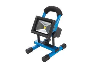 SIL 258999 Foco LED recargable con USB. Luz ajustable en 120°. LED de 10 W. Puerto USB (máximo 1 A). Incluye cargador de 230 V y 12 V. Protección IP65.