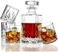 Silecomplaza: Juego de jarra y vasos de whisky de cristal, fabricados a mano en Italia, compuesto por 5 piezas: una jarra de cristal y 4 vasos de whisky, ideal para hombres
