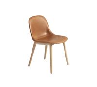 Muuto Silla Fiber Side Chair con patas de madera Cognac leather-oak
