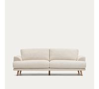 Sofá Karin de 3 plazas en color blanco con patas de madera maciza.