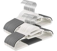 SONGMICS Juego de 50 Perchas de plástico, Perchas con Apertura en Forma de U, Ahorra Espacio, 0,5 cm de Grosor, 41,5 cm de Ancho, Gancho Giratorio de 360°, Color Blanco y Gris Oscuro CRP041W04