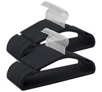 SONGMICS Perchas de Terciopelo, Juego de 50 Perchas para Ropa, 43 x 21 cm, Perchas Antideslizantes con Muescas, Barra para Pantalones, Gancho 360°, Ahorra Espacio, para Armario, Negro Tinta CRF039B03