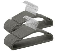 SONGMICS Perchas de Terciopelo, Juego de 50 Perchas para Ropa, 43 x 21 cm, Perchas Antideslizantes con Muescas, Barra para Pantalones, Gancho 360°, Ahorra Espacio, para Armario, Gris CRF039G02
