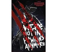 STRANGER THINGS 4 NOT IN HAWKINS POSTER PREMIUM 61X91,5cm CON CUELGA POSTER