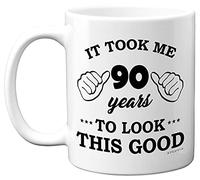 Stuff4 Regalos de 90 cumpleaños para hombres y mujeres, taza de cumpleaños para niños de 90 años, taza de cerámica de 325 ml, apta para lavavajillas, para su día especial, fabricada en el Reino Unido