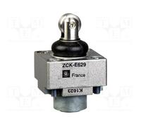 TELEMECANIQUE SENSORS ZCKE629 XCKJ con rodillo metálico de Ø12 mm