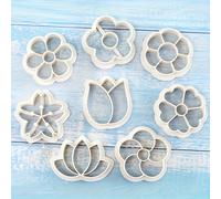 TEMU Juego de 8 cortadores de galletas con forma de flor, moldes de plástico para hornear, rebanador de glaseado de dibujos animados, moldes de arcilla y masa para herramientas de horneado