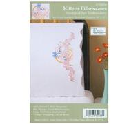 Tobin Fundas de Almohada Estampadas, Gatitos en Cesta, Kit de Bordado de 20 x 30 Pulgadas, Color Blanco