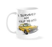 Tom Survived NYC Trip Yellow Spider Taxi Retro Action Adventure Fan Gift Cool Nostalgic Design Taza blanca