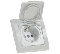 Toma DELPHI IP44 con tapa 250V~/16A UP blanco