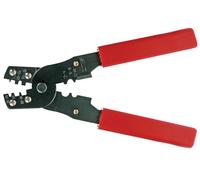 Toolland primiendo alicates para conectores no aislados, realizan cone