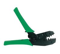 Toolland primiendo alicates para conectores no aislados, realizan cone