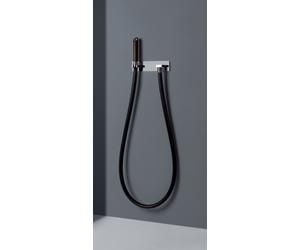 Tubo de agua Kneipp de Gessi, manguera Kneipp negra, cabezal de ducha de madera, versión con soporte de ducha y codo de conexión a la pared, 32961710, Color: PVD de latón