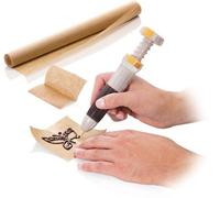 Unyqoos®: Bolígrafo multifuncional para decorar pasteles y cupcakes. Incluye soporte y accesorio de limpieza, apto para lavavajillas, fabricado en silicona y plástico
