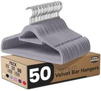 Utopia Home Perchas de Terciopelo - Perchas para Trajes de Terciopelo con Tie Bar - Antideslizantes (Gris, Paquete de 50)