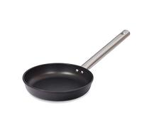 Valira Chef - Sartén premium de 24 cm hecha en España, aluminio fundido con antiadherente reforzado, apta para inducción