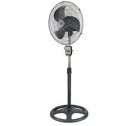 Ventilador de pie antideslizante KÜKEN 100W con mando a distancia, compuesto con 3 aspas metálicas y cabezal oscilación horizontal.