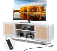 VEVOR Soporte de TV de ratán para TV de 75 pulgadas, soporte de TV Boho con puerta de ratán, centro de entretenimiento con enchufe incorporado, gabinete de almacenamiento con 2 estantes, consola de TV