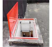VUIKLCty Cubierta de Salida de sótano, Cubierta de claraboya de ático, con 2 amortiguadores de Gas, Cubierta de trampilla de Techo Externa for Proteger del Viento y la Lluvia.(65 * 65cm)