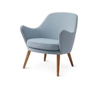 Warm Nordic Sillón Dwell Tela merit 014 minty grey. patas en roble ahumado