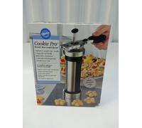Wilton Cookie Pro by Wilton