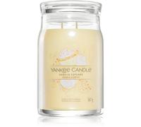 Yankee Candle Vanilla Cupcake vela perfumada Signature 567 g